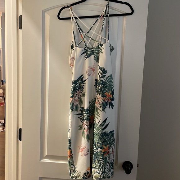 Adelyn Rae dress - only worn twice - Picture 3 of 4